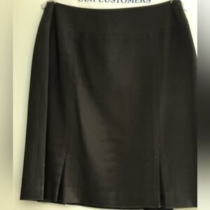 LIKE NEW! Banana Republic Black Wool Kick Pleats Knee Length Skirt Sz 10P